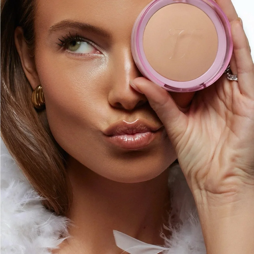 TYS Beauty Angel Face Setting Powder in Dream Brand New Full Size NWT